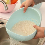 Multi-Functional Bowl with Integrated Colander