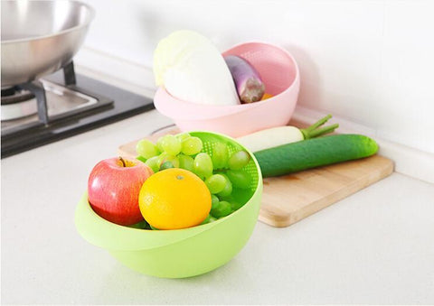 Multi-Functional Bowl with Integrated Colander