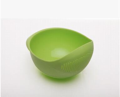 Multi-Functional Bowl with Integrated Colander
