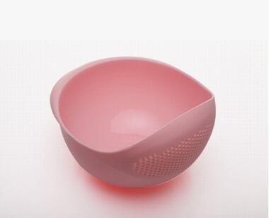 Multi-Functional Bowl with Integrated Colander